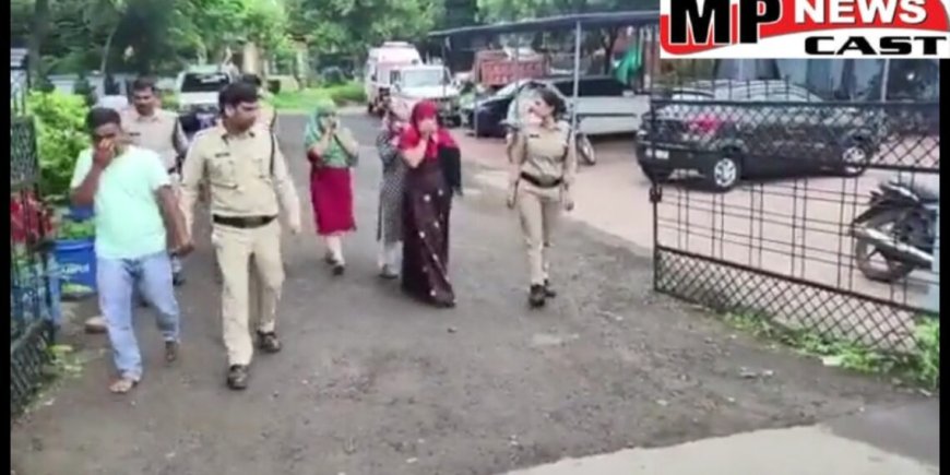 इंदौर में सेक्स रैकेट का पर्दाफाश  स्कीम नंबर 94 के मनोरमा गंज से 6 महिलाएं गिरफ्तार, पश्चिम बंगाल की रहने वाली हैं 2 महिलाएं;  खजराना थाना क्षेत्र का मामला