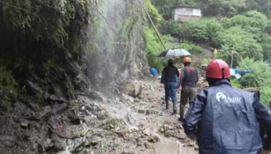 भारी बारिश से गौरीकुंड में हुआ भूस्खलन, 13 लोगों के लापता होने की सूचना, रेस्क्यू जारी